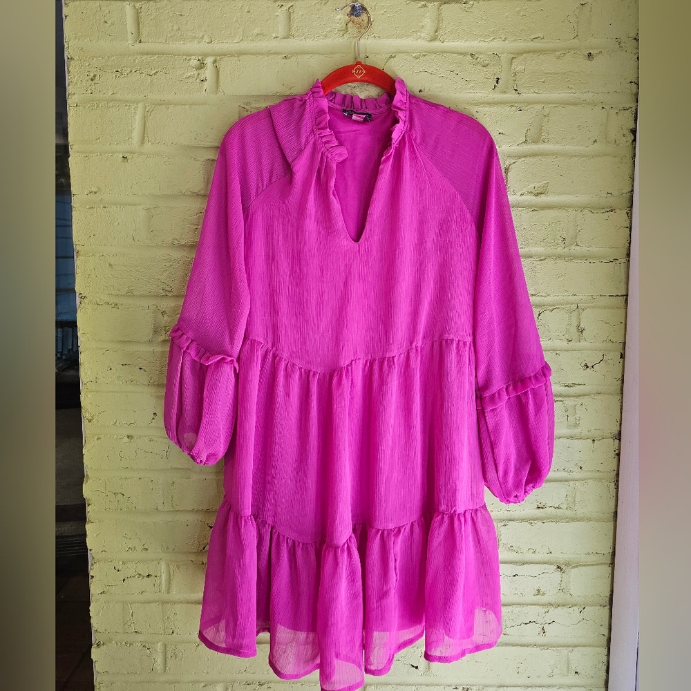 Vince Camuto Fuchsia Pink Tiered Shift Dress